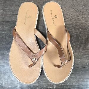 Tommy Bahama Thomas Tan Faux Leather Espadrille Flip Flop Sandals Size 8M $22